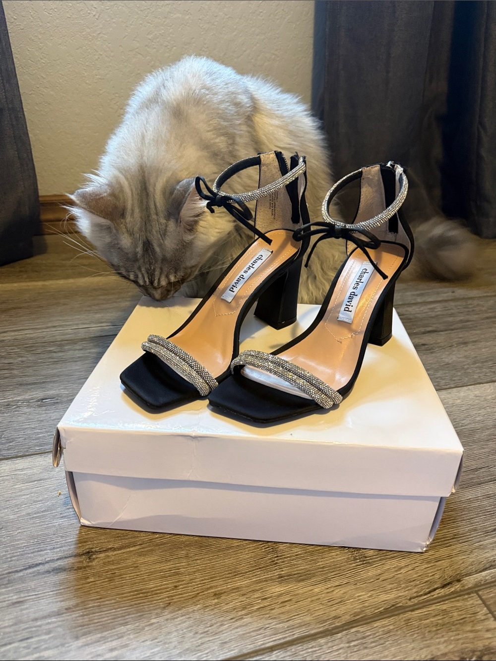CHARLES DAVID black and silver heels with bow